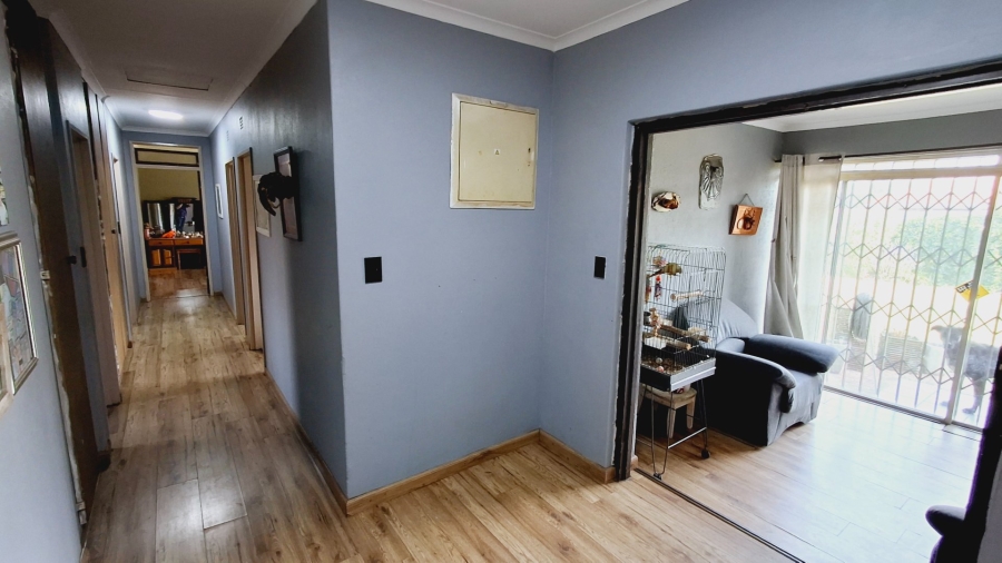 4 Bedroom Property for Sale in Vaalpark Free State